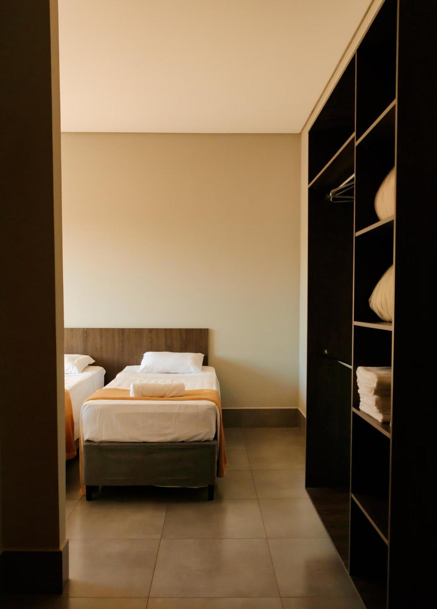 Vila Castelo Residencial No Centro De Foz Foz do Iguaçu Eksteriør bilde